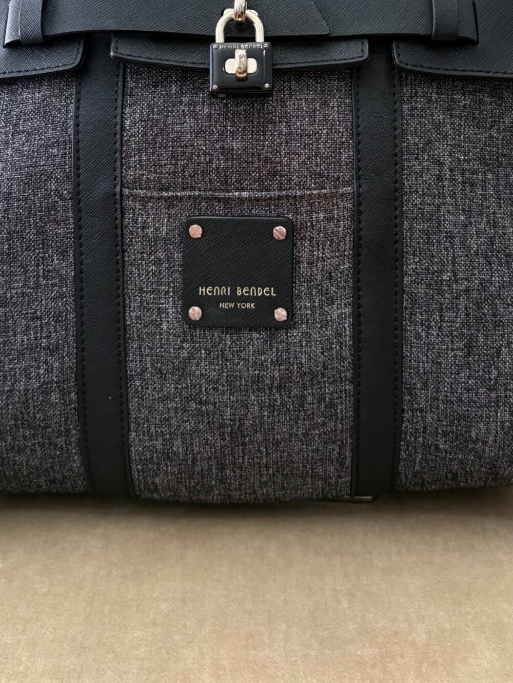 Auth HENRI BENDEL Iconic Mini Jetsetter 3-Way Convertible Backpack...FABULOUS! - Picture 2 of 8